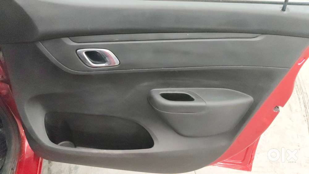 Renault Kwid 2019-ongoing 1.0 Rxt Amt (o), 2019, Petrol