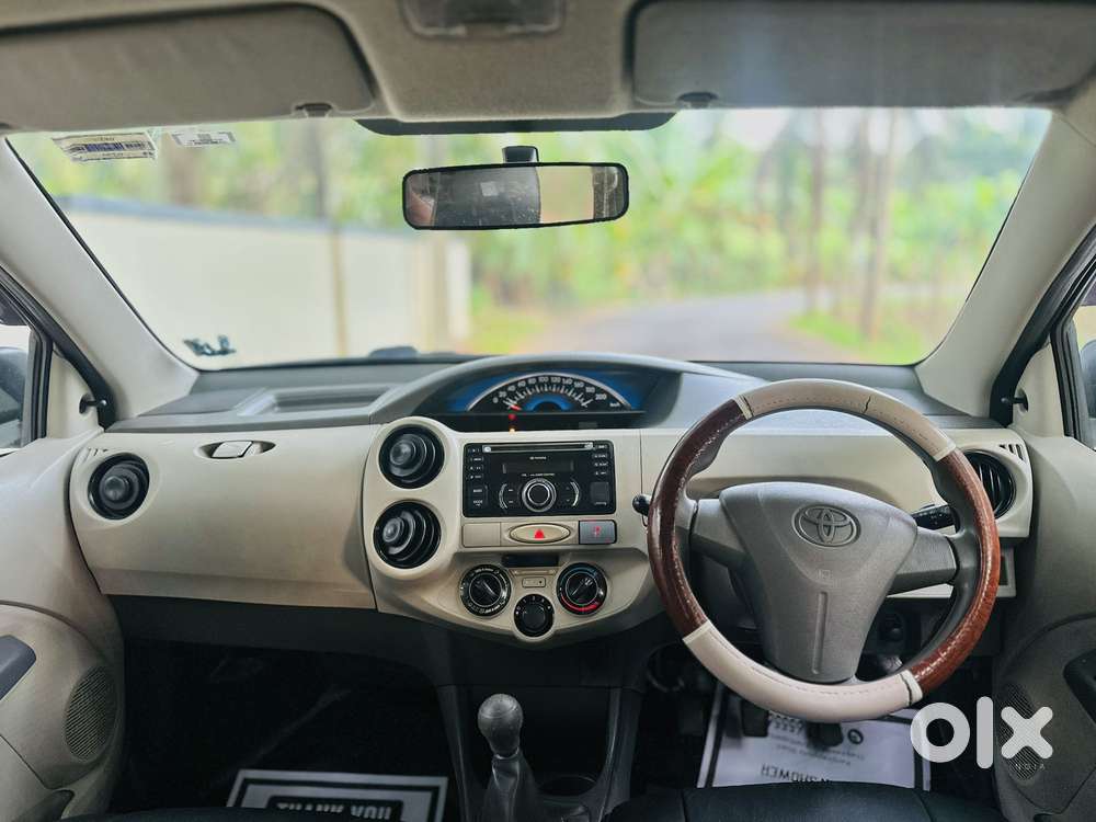 Toyota Etios Liva G, 2014, Petrol