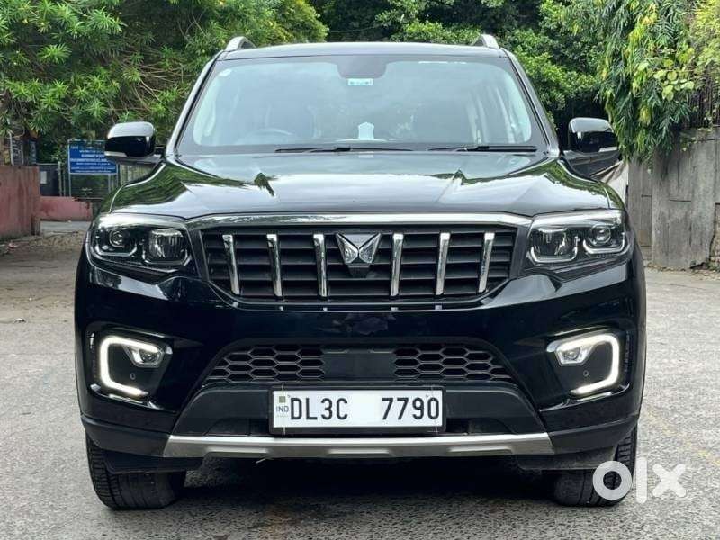 Mahindra Scorpio-n 2.0 Z8 Petrol At 7 Str, 2025, Petrol