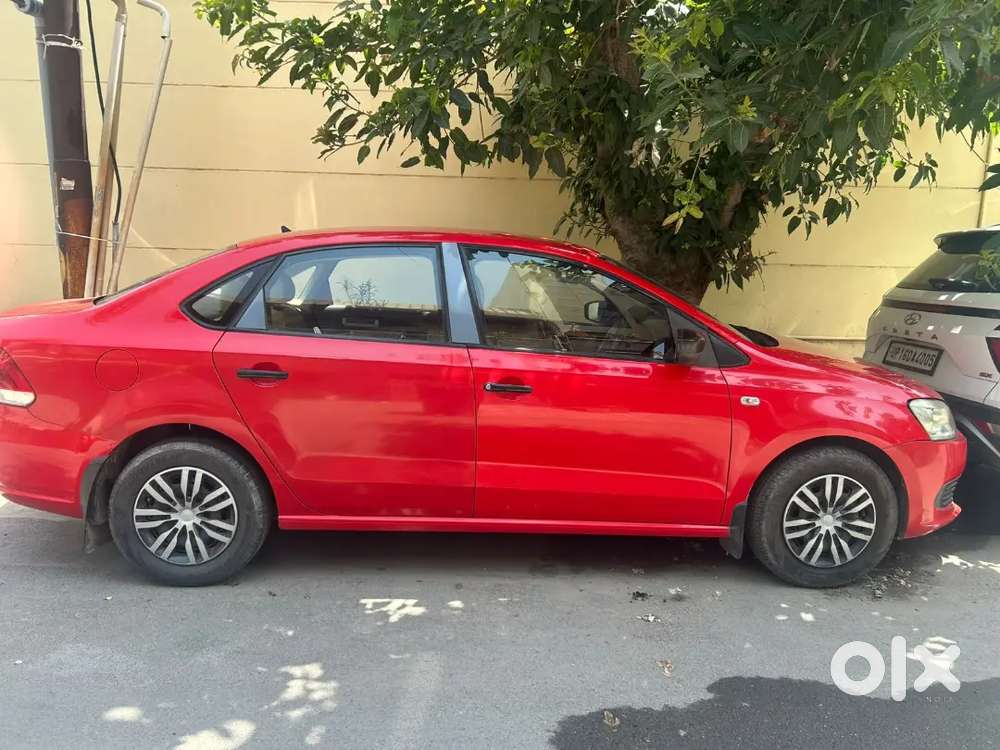 Volkswagen Vento 2013 Petrol 76000 Km Driven