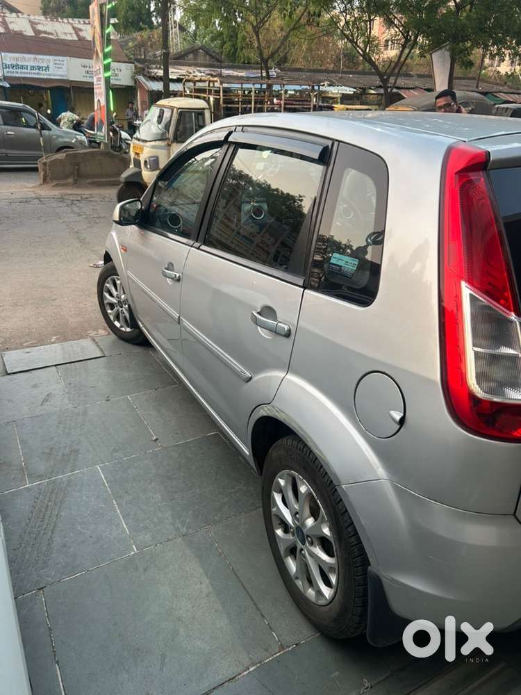 Ford Figo Petrol 2013