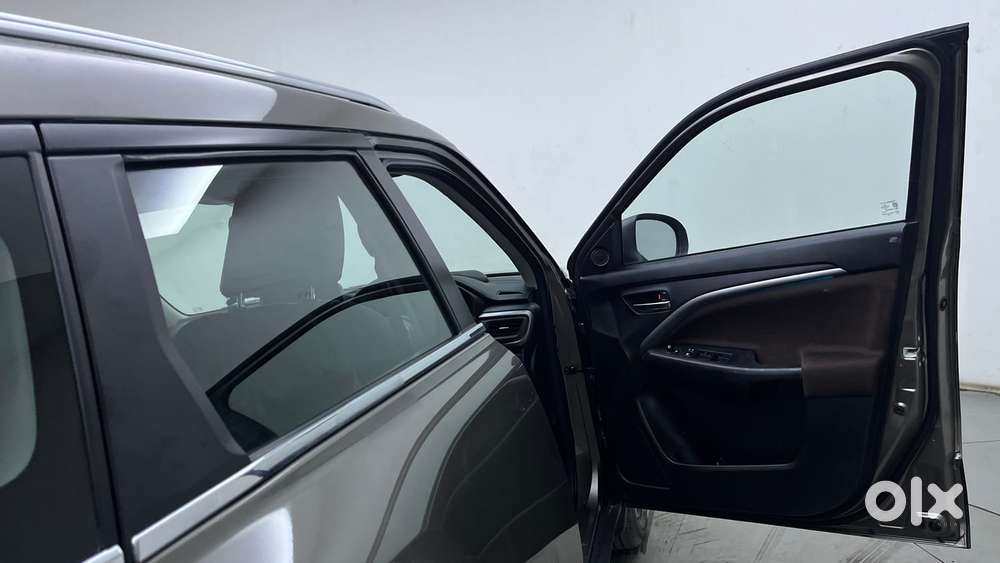 Maruti Suzuki Vitara Brezza 1.5 Zxi, 2023, Petrol