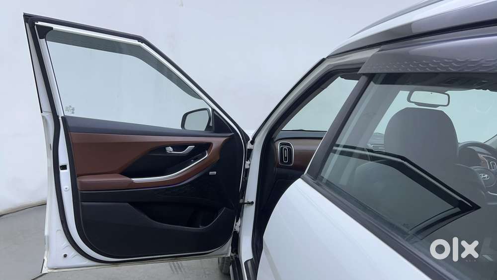 Hyundai Alcazar 1.5 Signature Diesel Mt 6 Str, 2022, Diesel