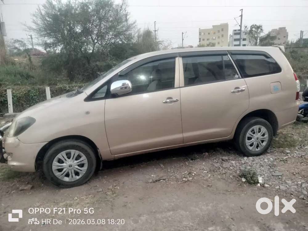 Toyota Innova 2010 Diesel 220000 Km Driven