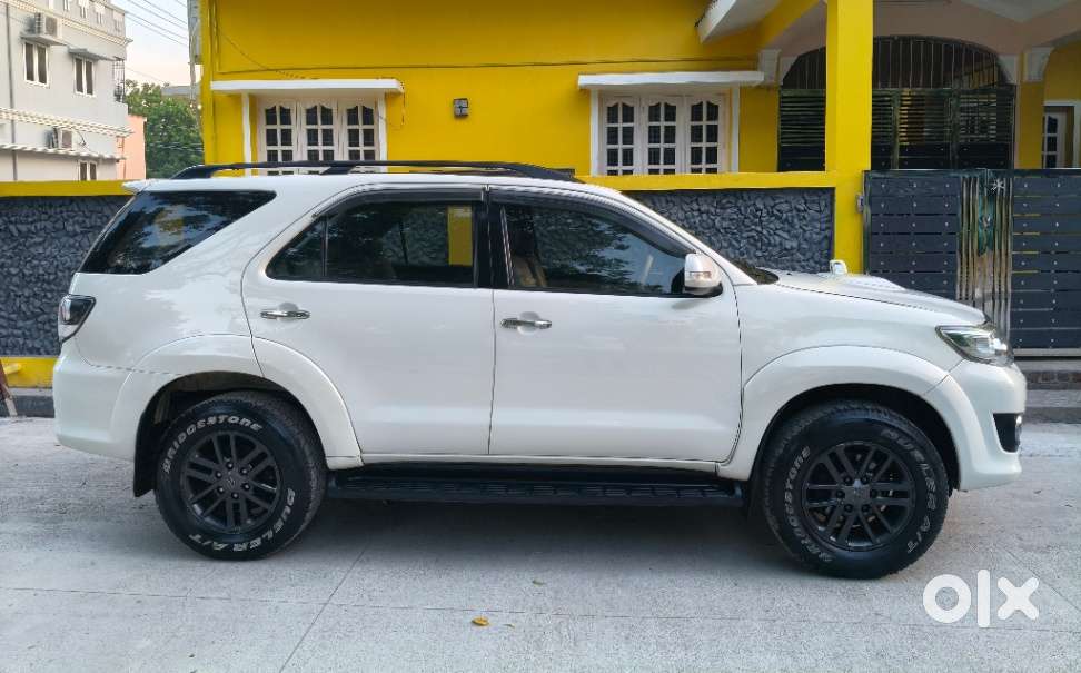 Toyota Fortuner 3.0 4x2 Mt, 2015, Diesel