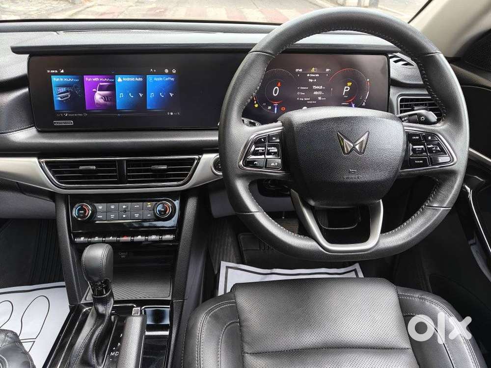 Mahindra Xuv700 2.2 Ax 7 Diesel At Str Awd, 2025, Diesel
