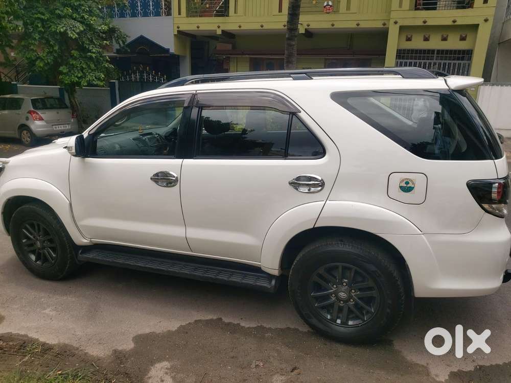 Toyota Fortuner 3.0 4x4 Manual, 2015, Diesel