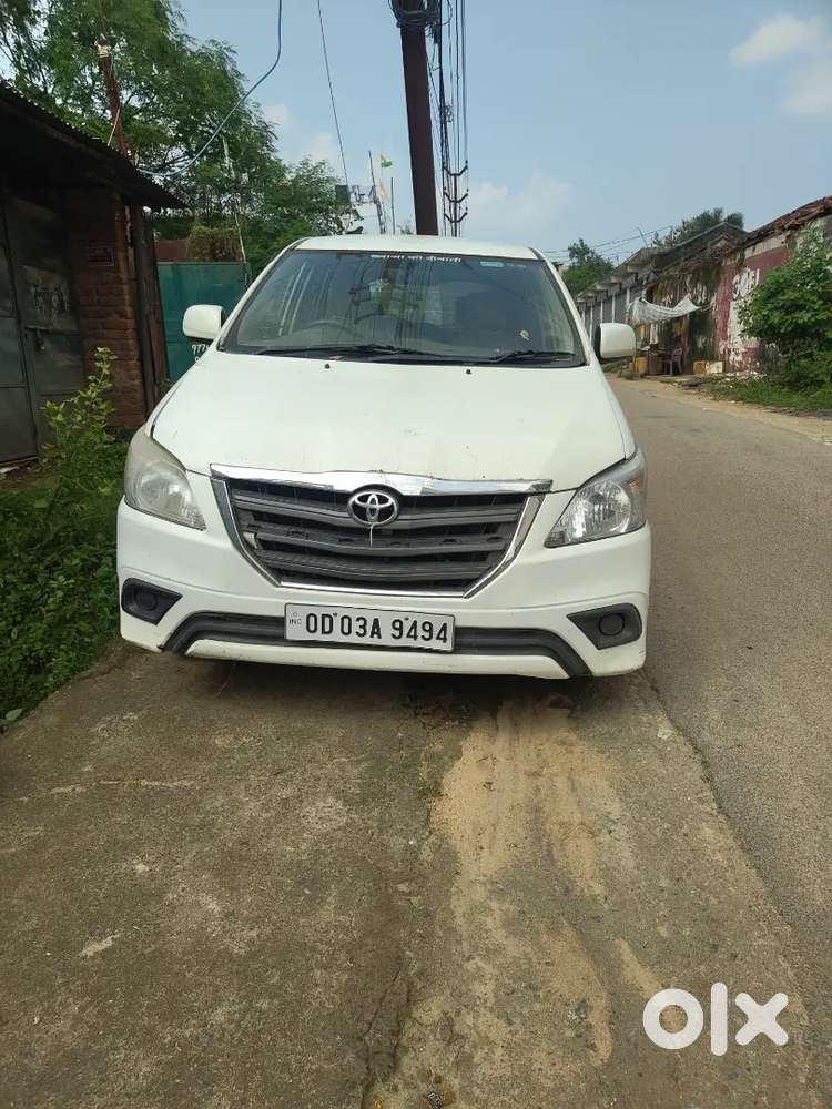 Toyota Innova 2014 Diesel Manual 200000 Km Driven