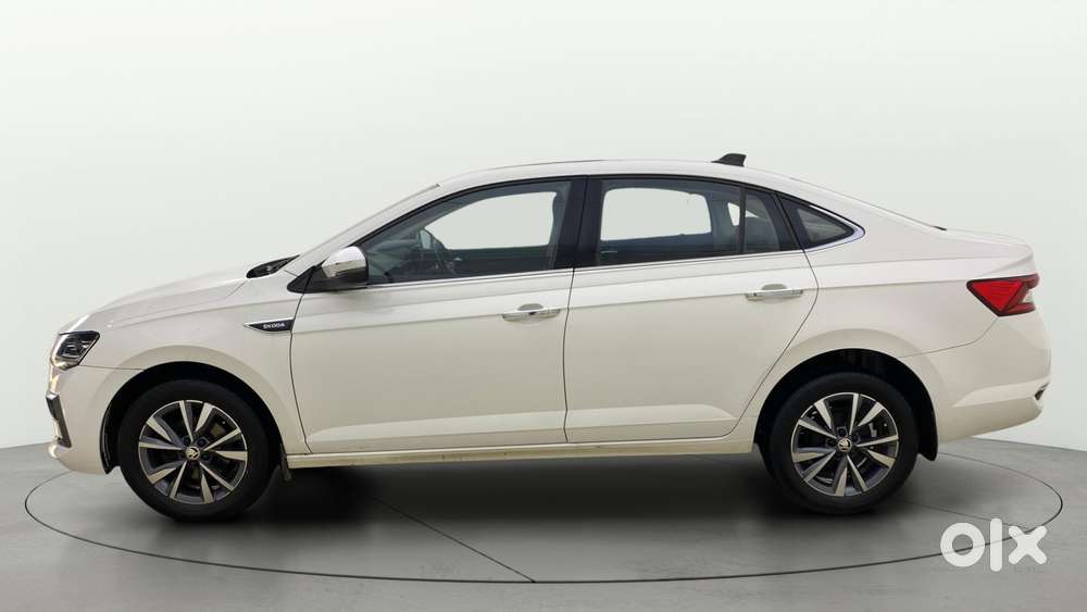 Skoda Slavia 1.0 Tsi Style At, 2022, Petrol