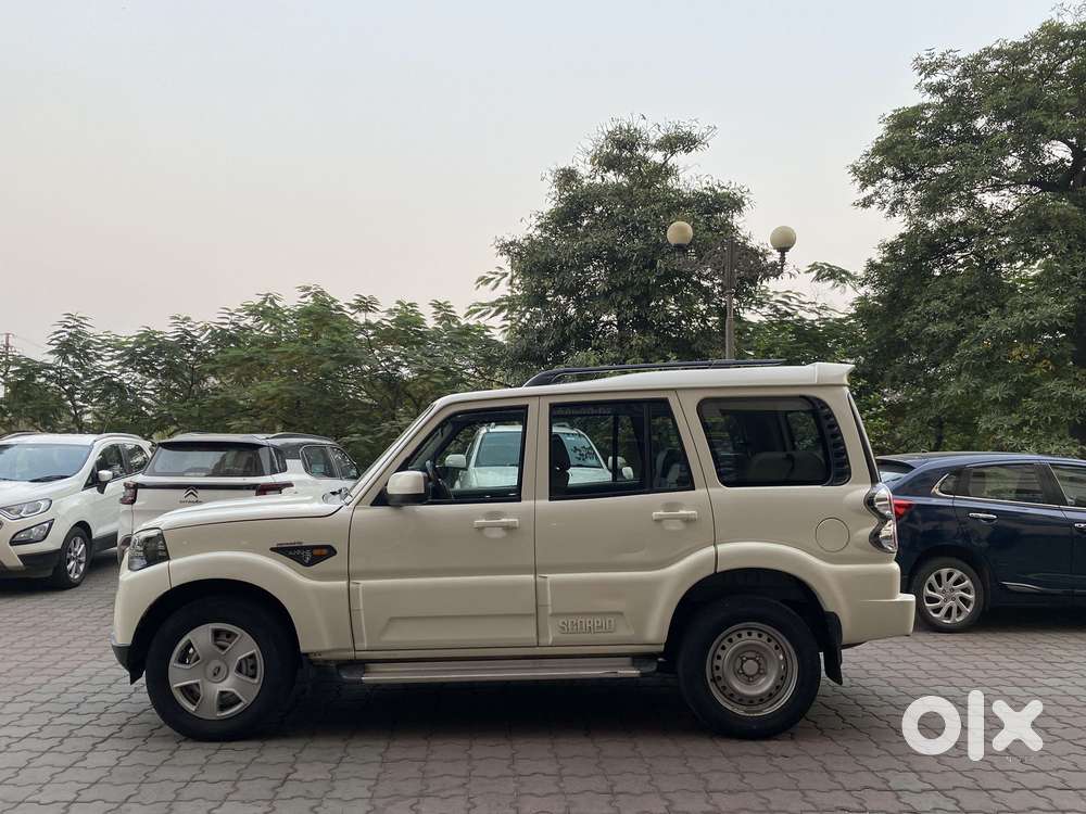 Mahindra Scorpio S4 Plus 4wd, 2017, Diesel