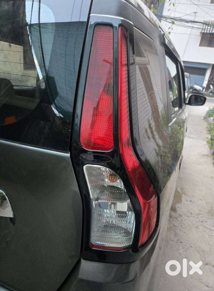 Maruti Suzuki Wagon R Zxi Automatic, 2019, Petrol