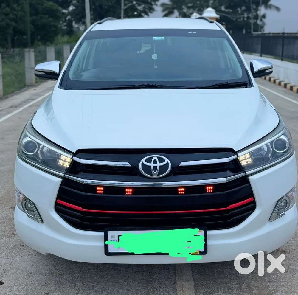 Toyota Innova Crysta 2018