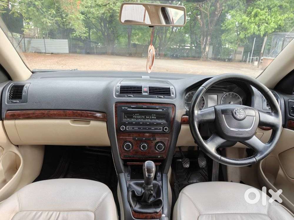 Skoda Laura Elegance 2.0 Tdi Cr Mt, 2012, Diesel