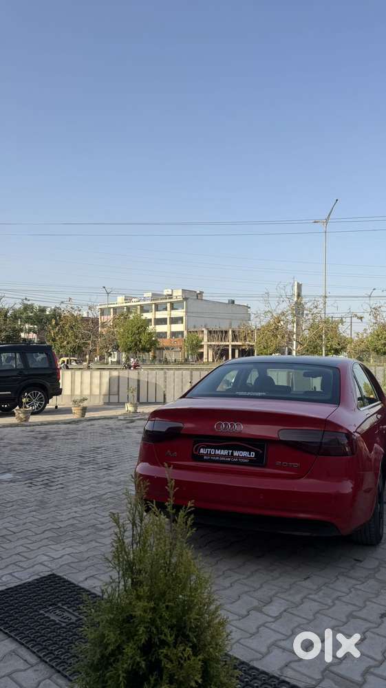 Audi A4 2.0 Tdi Premium With Sunroof, 2012, Diesel