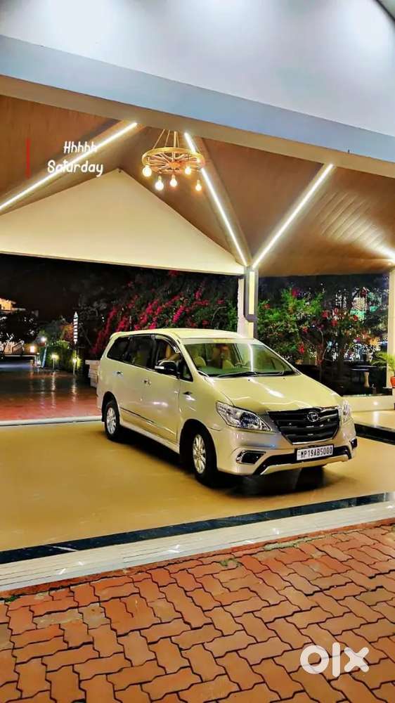 Toyota Innova Petrol 2014