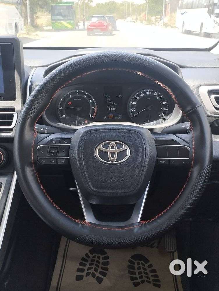 Toyota Innova Hycross 2.0 Gx 8 Str, 2024, Petrol