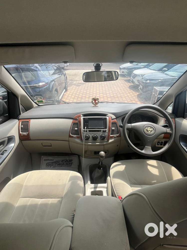 Toyota Innova 2012-2013 2.5 G (diesel) 8 Seater, 2012, Diesel