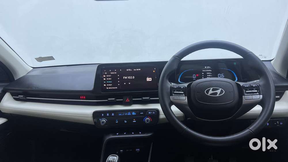 Hyundai Verna 1.5 Sx (o) Petrol Mt, 2023, Petrol