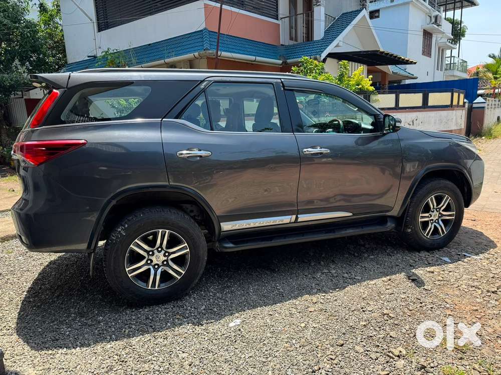 Toyota Fortuner Legender Diesel 133000 Km Driven
