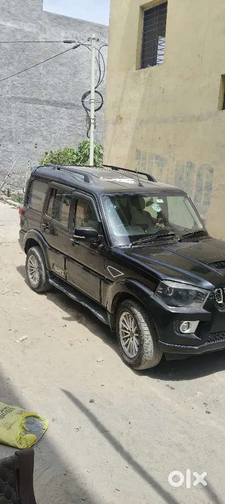 Mahindra Scorpio Classic 2021 Diesel 100101 Km Driven Bilkul Original