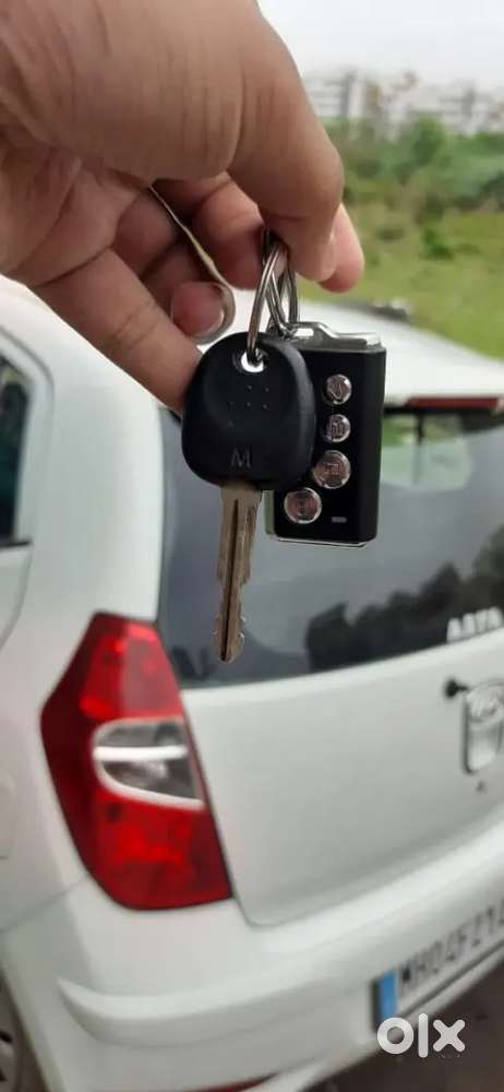 Hyundai I10 Sportz 2013 Petrol Manual