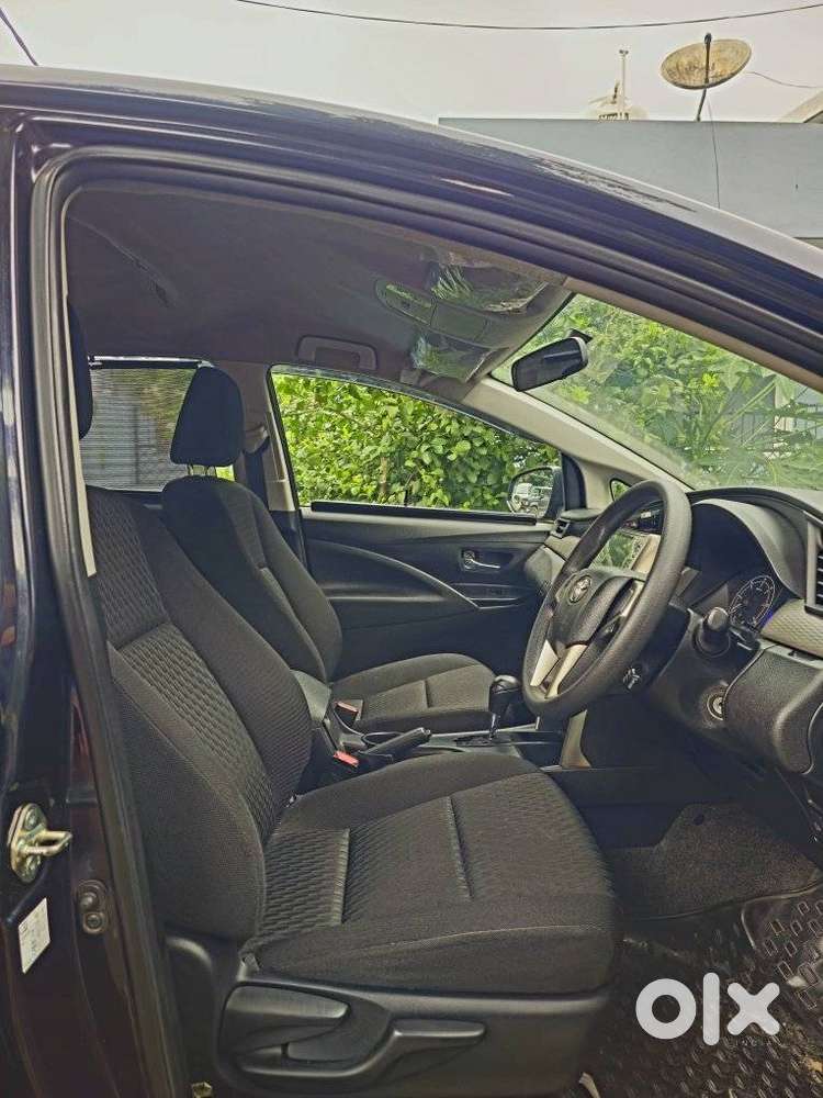 Toyota Innova Crysta [2020-ongoing] 2.4 Gx At 7 Str, 2022, Diesel