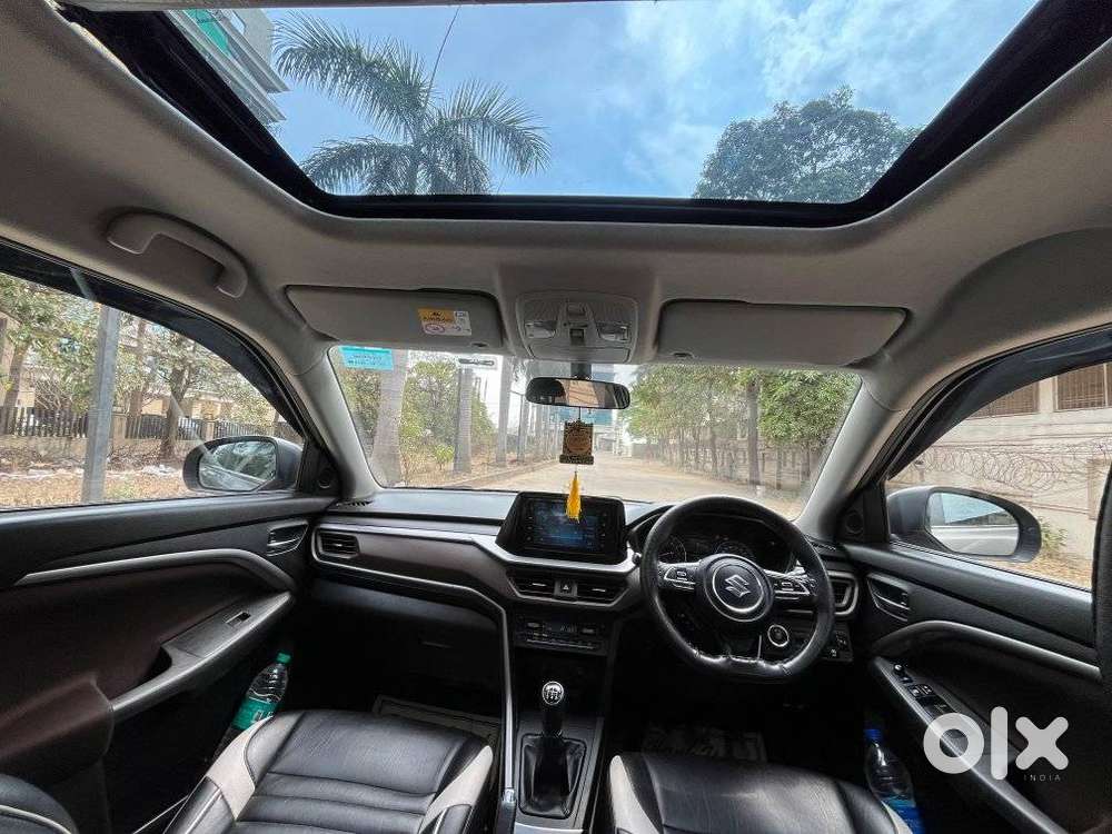 Maruti Suzuki Brezza 1.5 Zxi Smart Hybrid Dual Tone, 2023, Petrol