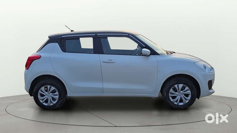 Maruti Suzuki Swift Vvt Vxi, 2021, Petrol