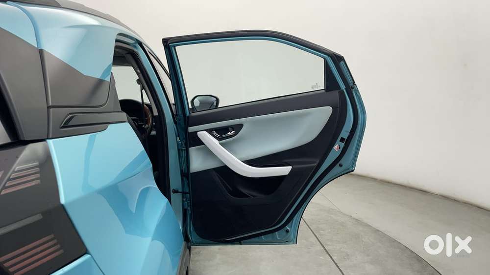 Tata Nexon Creative 1.2 Revotron Petrol 6 Mt, 2023, Petrol