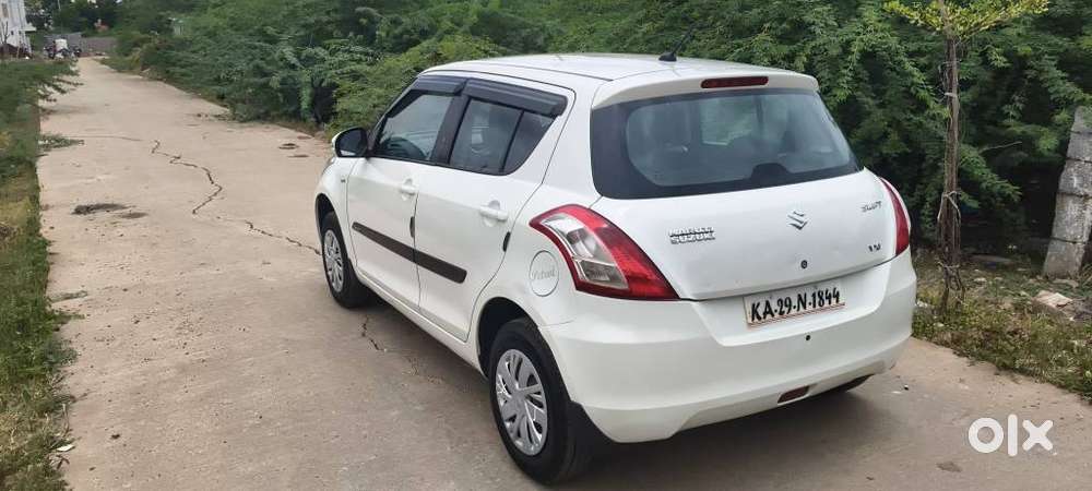 Maruti Suzuki Swift 1.2 Vxi (o), 2016, Petrol