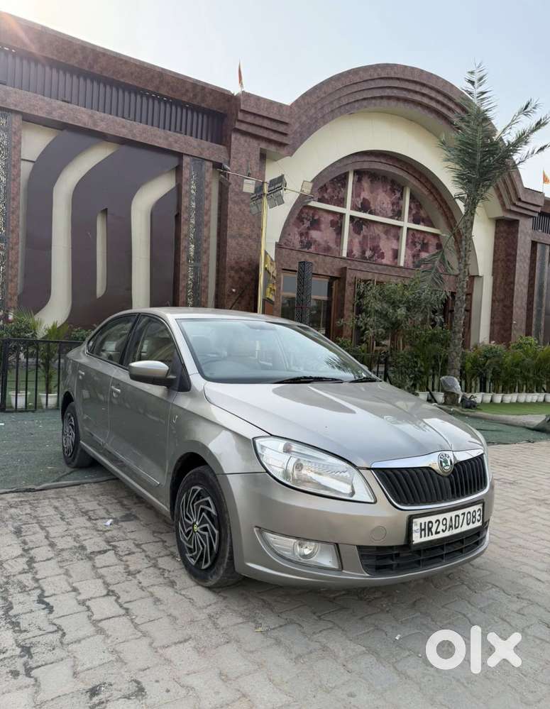 Skoda Rapid 1.6 Mpi Ambition Plus, 2013, Petrol