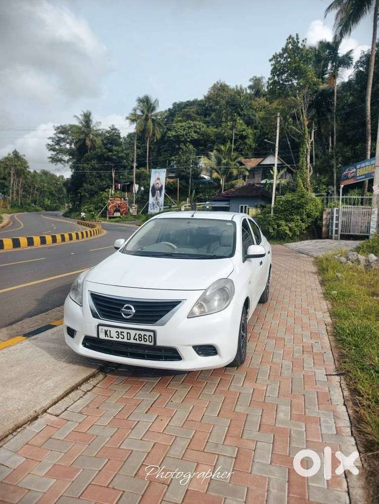Nissan Sunny, 2012, Diesel