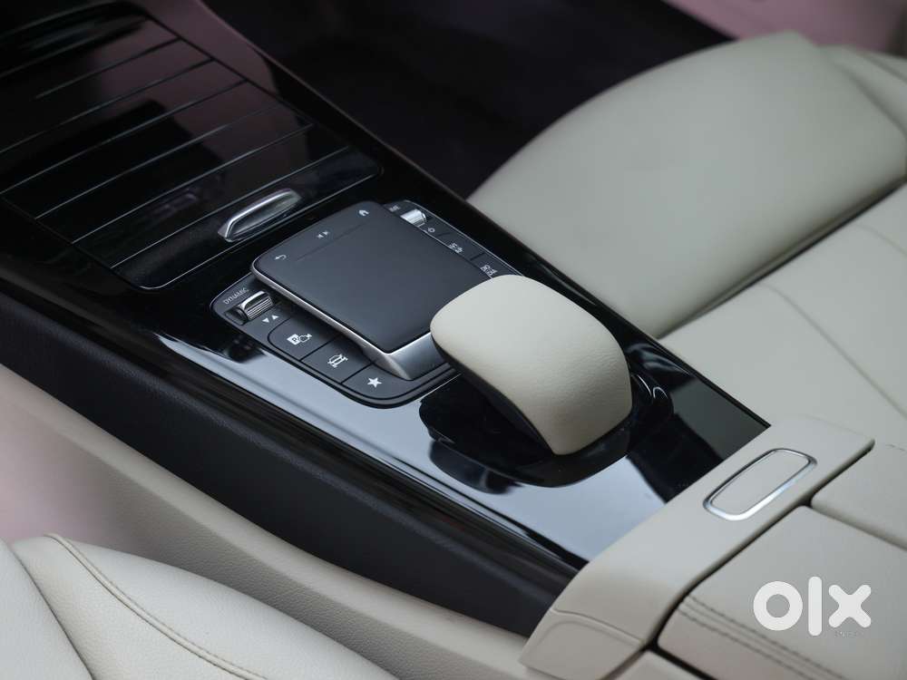 Mercedes-benz A-class Limousine 200, 2022, Petrol