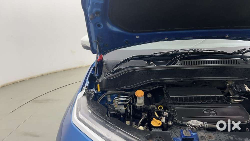 Tata Punch Creative Amt, 2021, Petrol