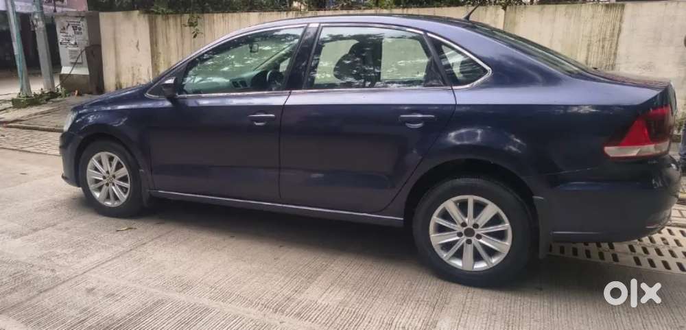Automatic Volkswagen Vento Diesel 2015