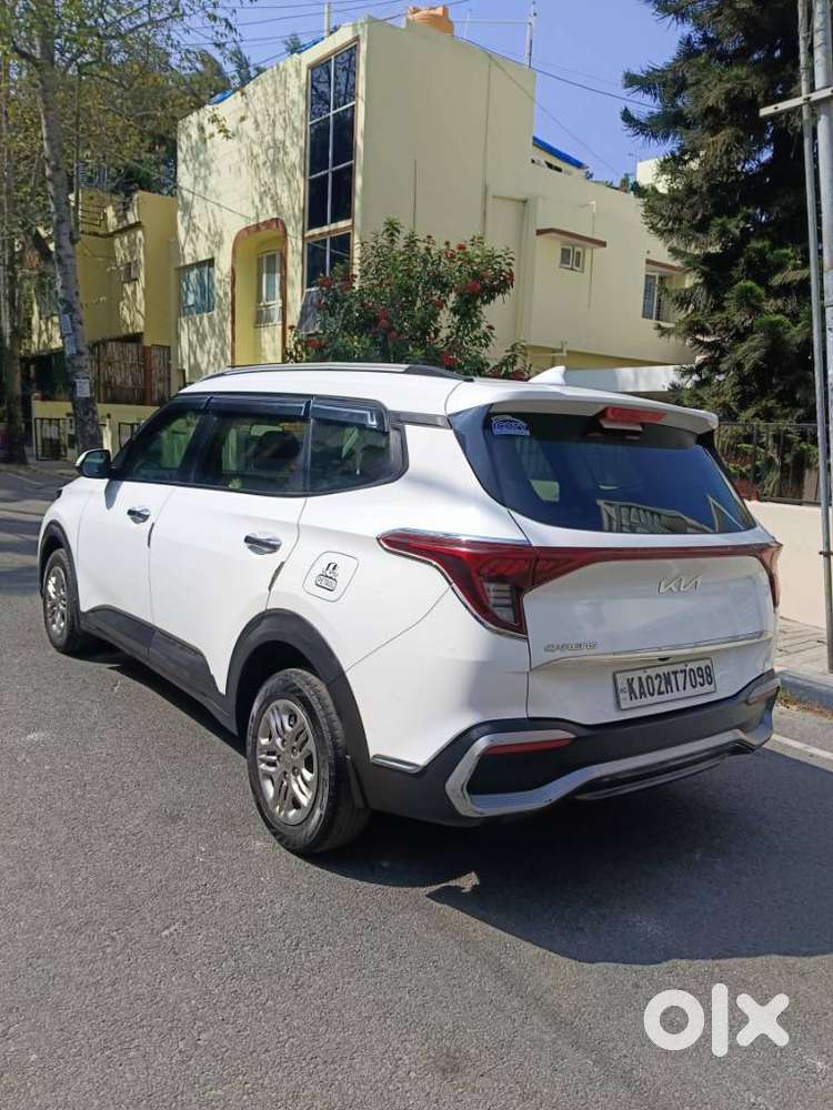 Kia Carens 1.5 Prestige 7 Str, 2023, Petrol
