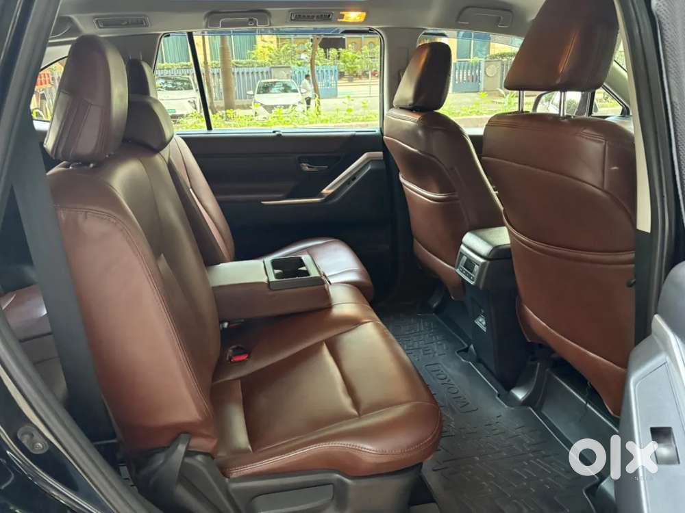 Toyota Innova Hycross 2.0 Vx Hybrid 8 Str, 2023, Petrol