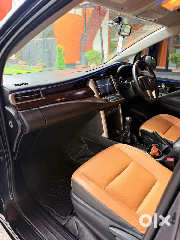 Toyota Innova Crysta 2.4 Z 2022 Bs6 Manual