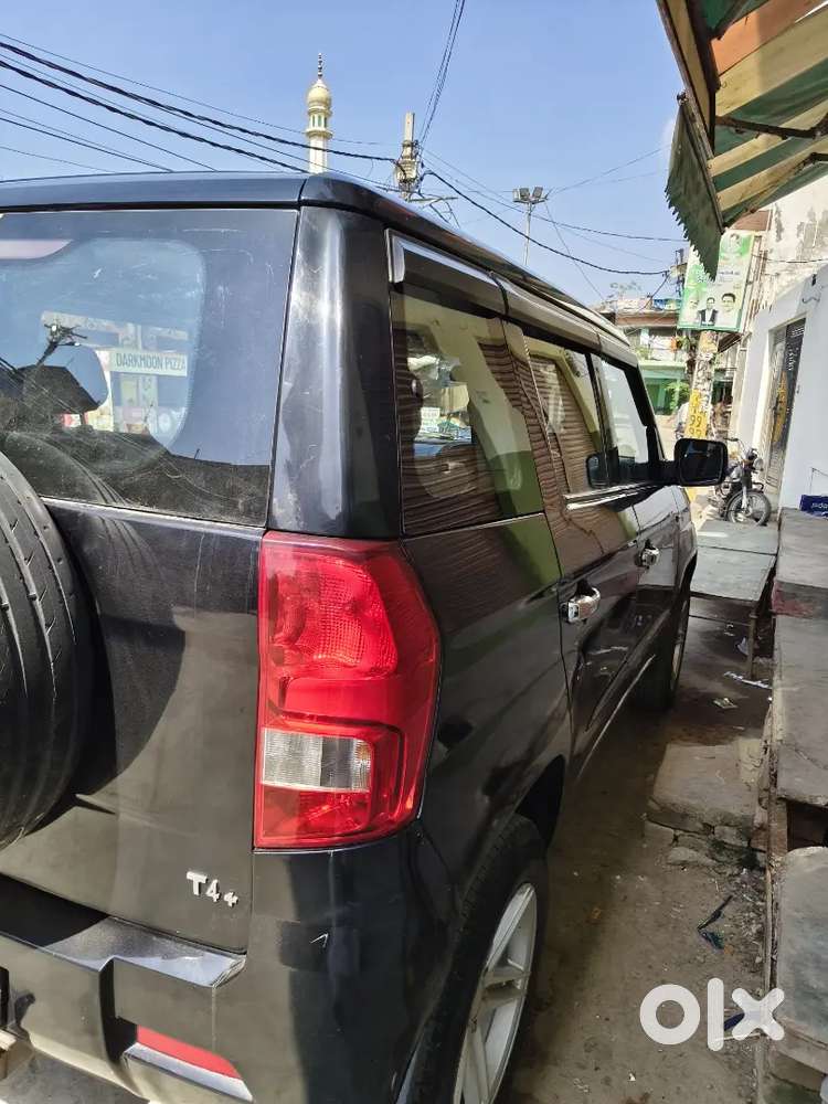 Mahindra Tuv 300 2017