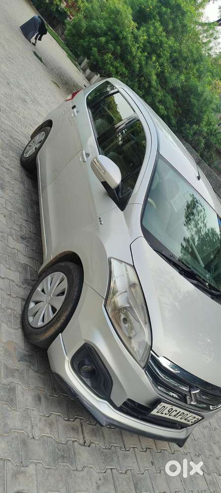 Maruti Suzuki Ertiga Vxi At, 2017, Petrol