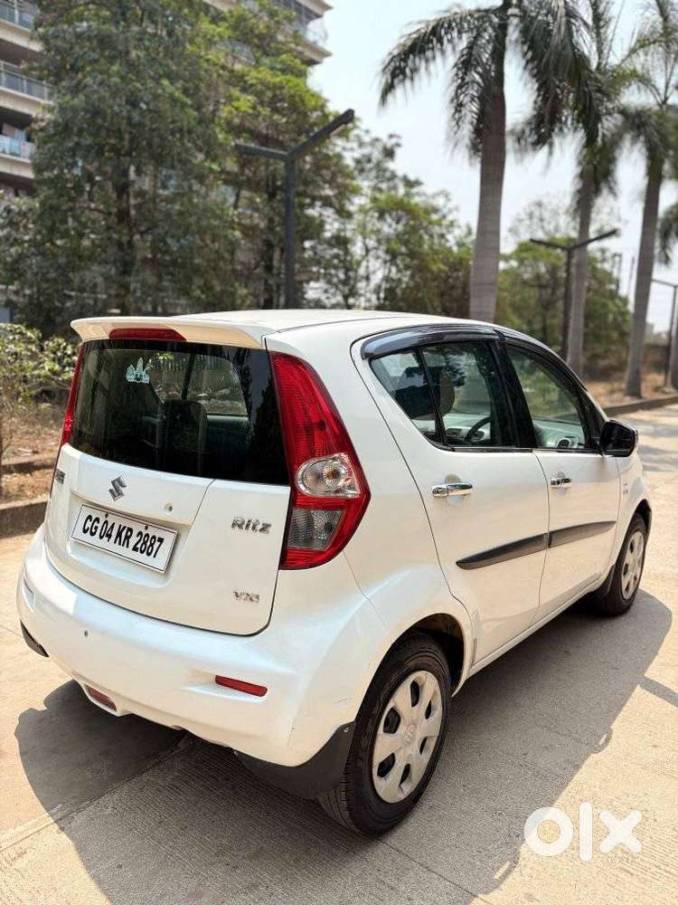 Maruti Suzuki Ritz Vxi, 2013, Petrol