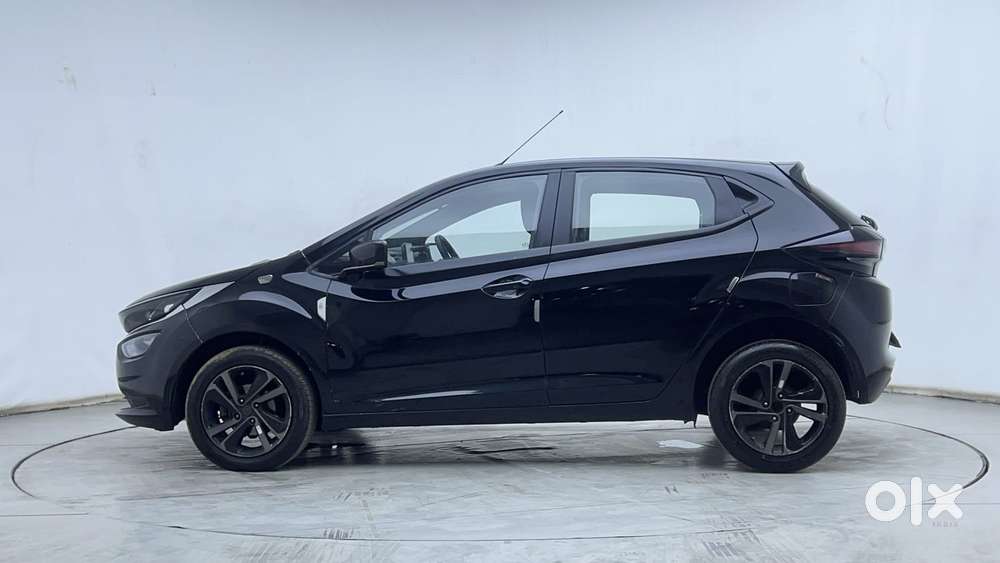 Tata Altroz 1.5 Xz Plus Diesel Dark Edition, 2022, Diesel