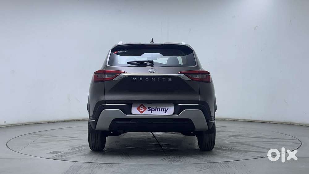 Nissan Magnite 1.0 Xv, 2023, Petrol