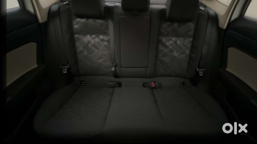 Skoda Slavia Ambition 1.0l Tsi Mt, 2022, Petrol