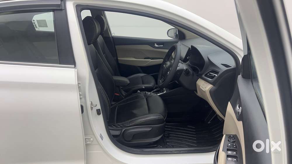 Hyundai Verna 1.5 Sx Diesel At, 2022, Diesel