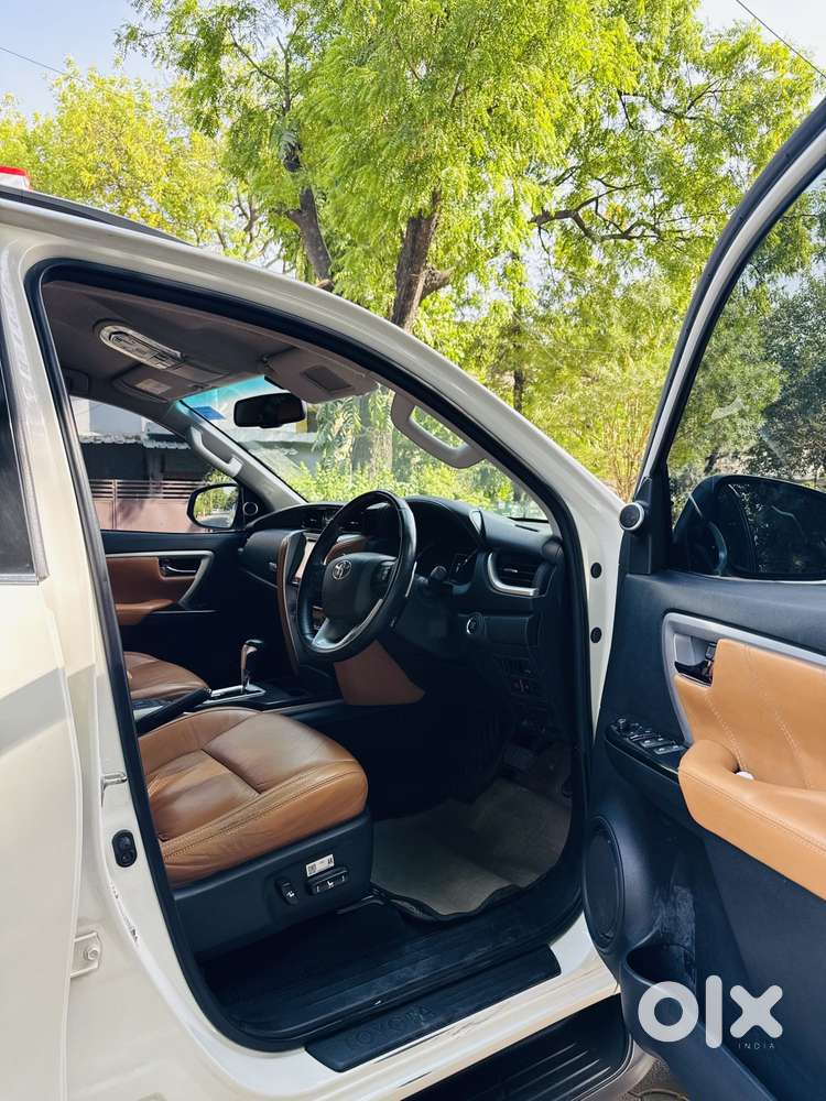 Toyota Fortuner 2.7 2wd At, 2019, Petrol
