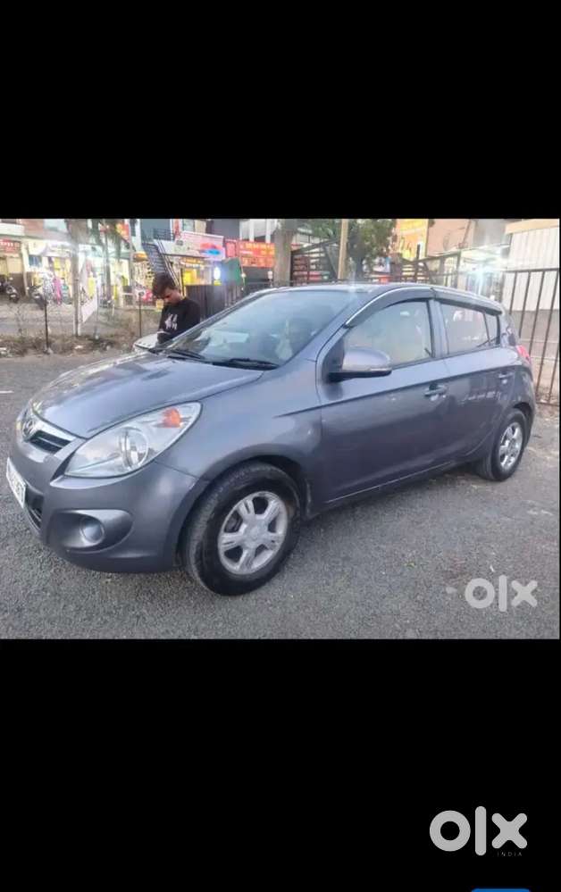 Hyundai I20 Sportz Petrol 2012