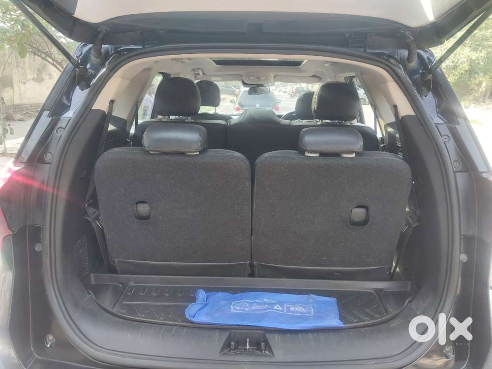 Mahindra Xuv700 2.2 Ax 7 Diesel Mt Luxury Pack Str, 2022, Diesel