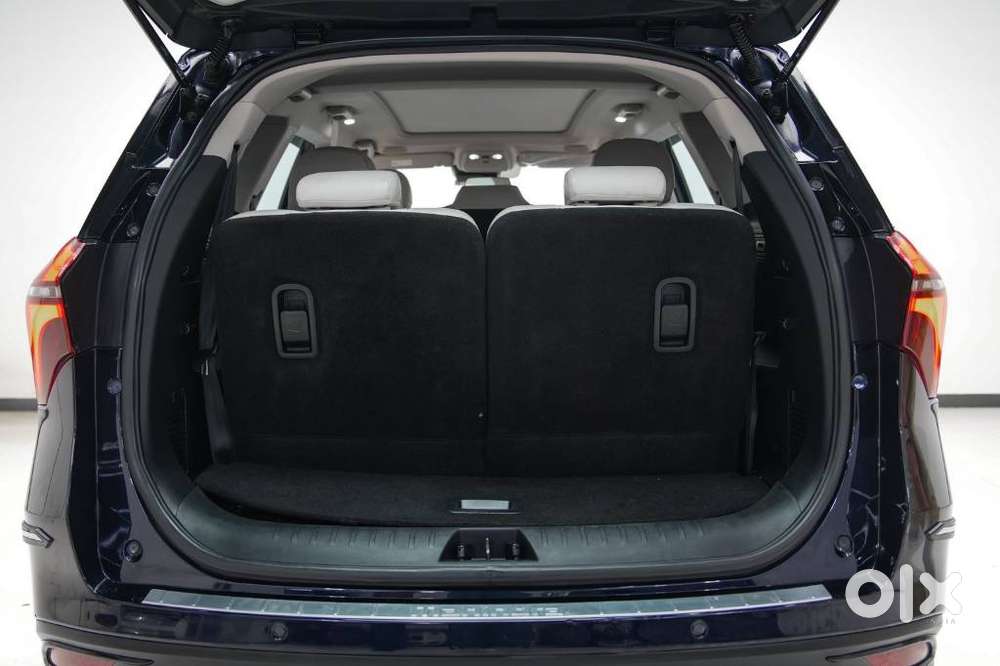 Mahindra Xuv700 2.2 Ax 7 Diesel At Luxury Pack Str, 2023, Diesel