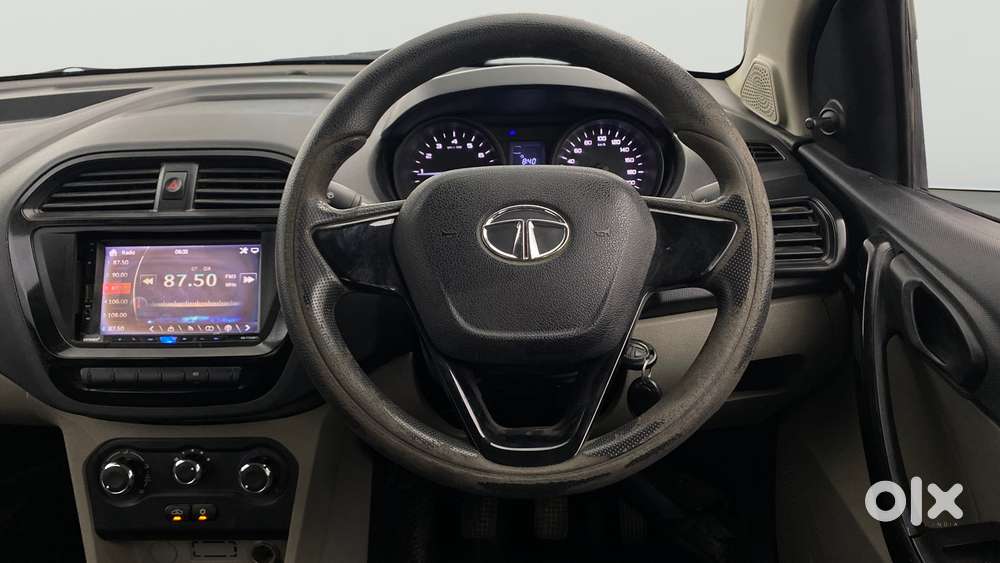 Tata Tiago 1.2 Revotron Xm, 2018, Petrol